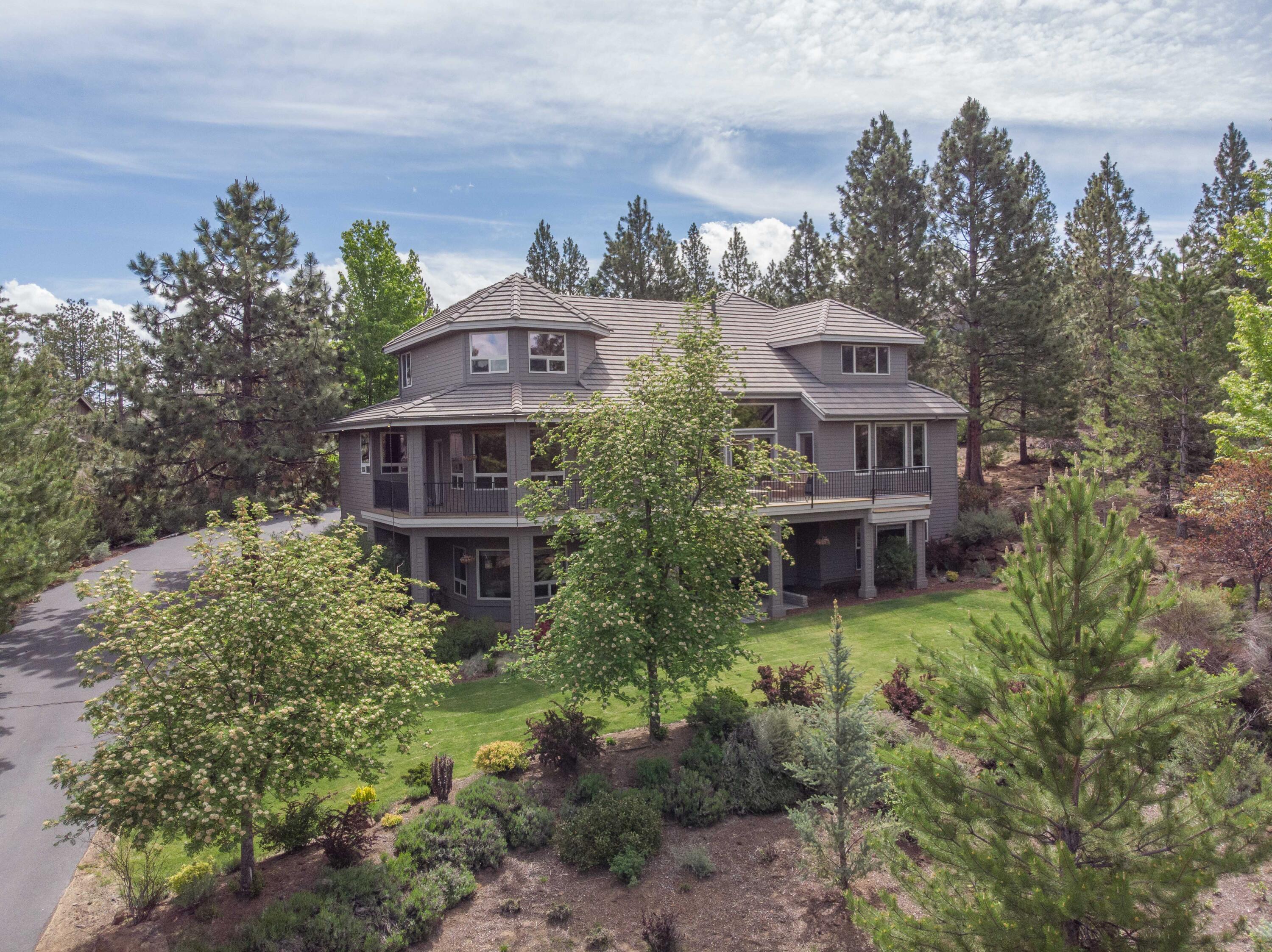 Mtn Gate - Residential