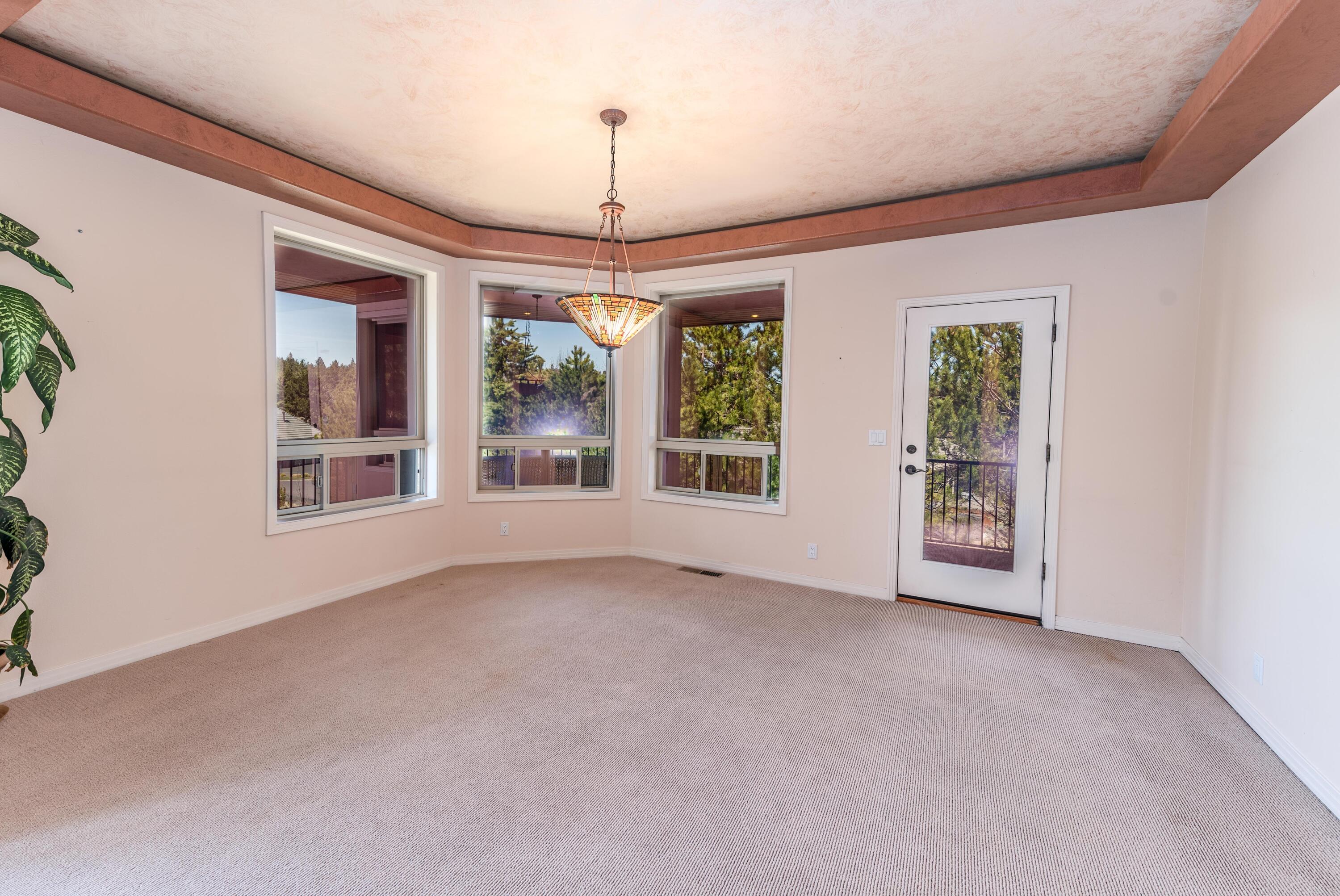 Mtn Gate - Residential