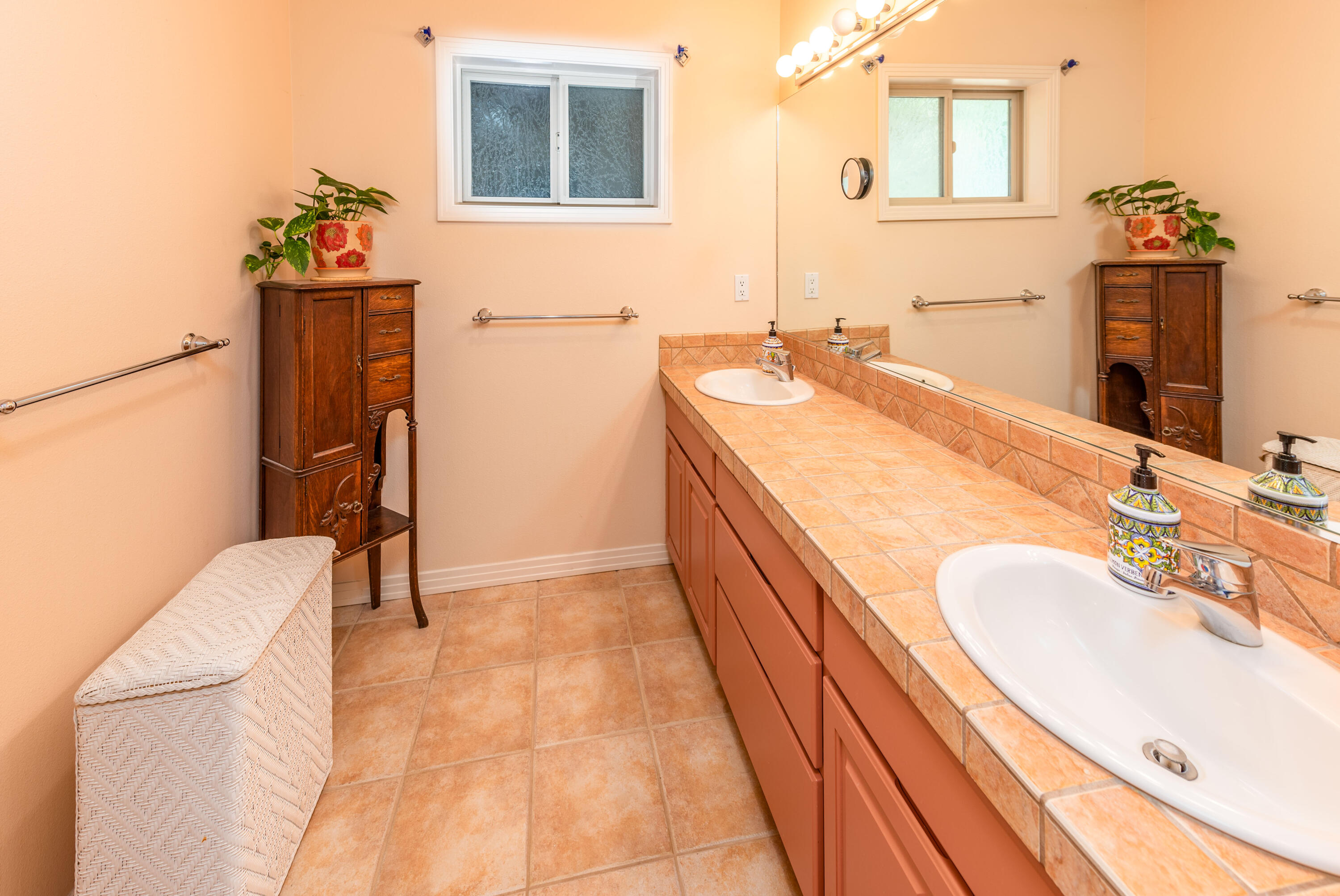 Mtn Gate - Residential