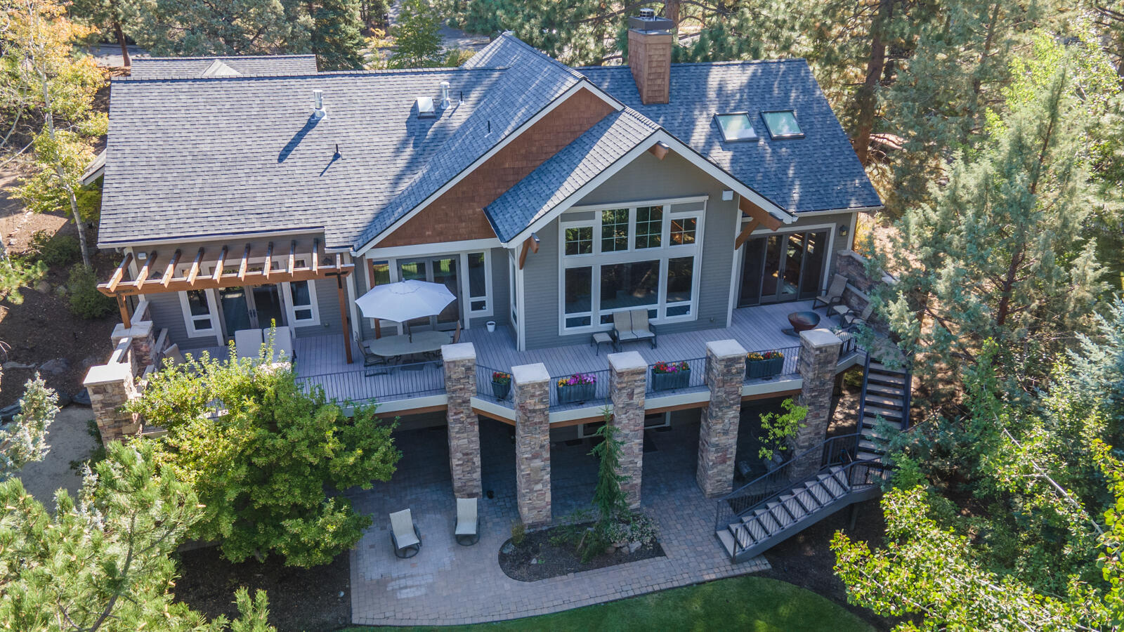 2521 NW Coe Court