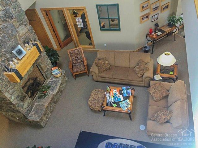 Center - Commercial Sale