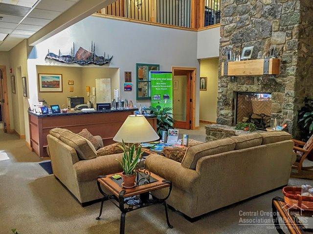 Center - Commercial Sale