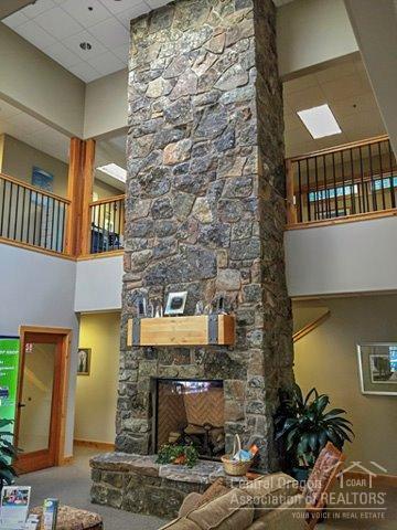 Center - Commercial Sale