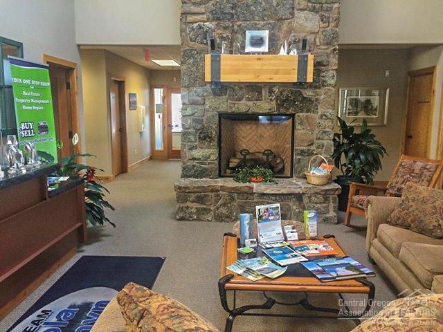 Center - Commercial Sale