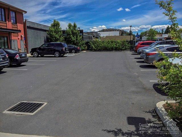 Center - Commercial Sale