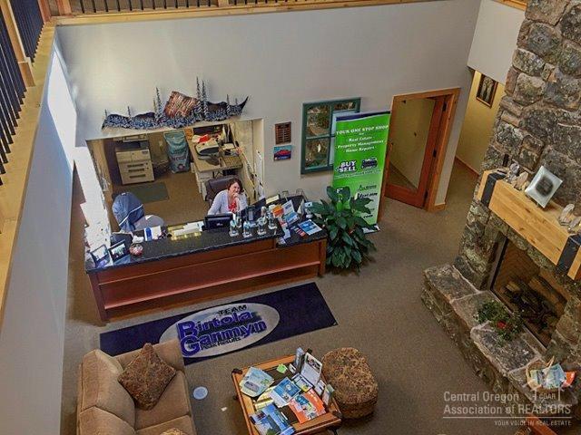 Center - Commercial Sale