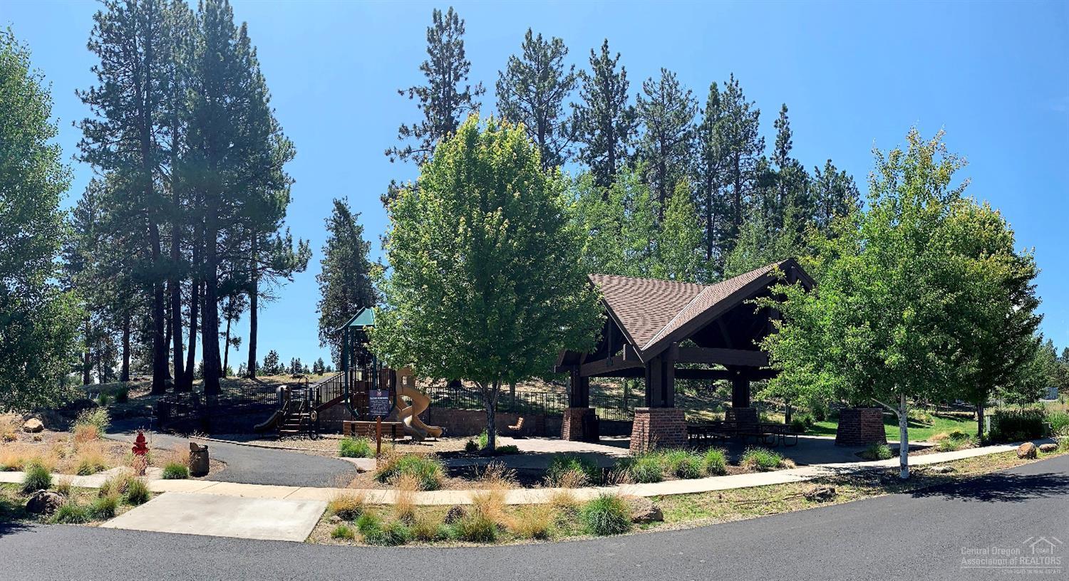 SaddleStone - Residential