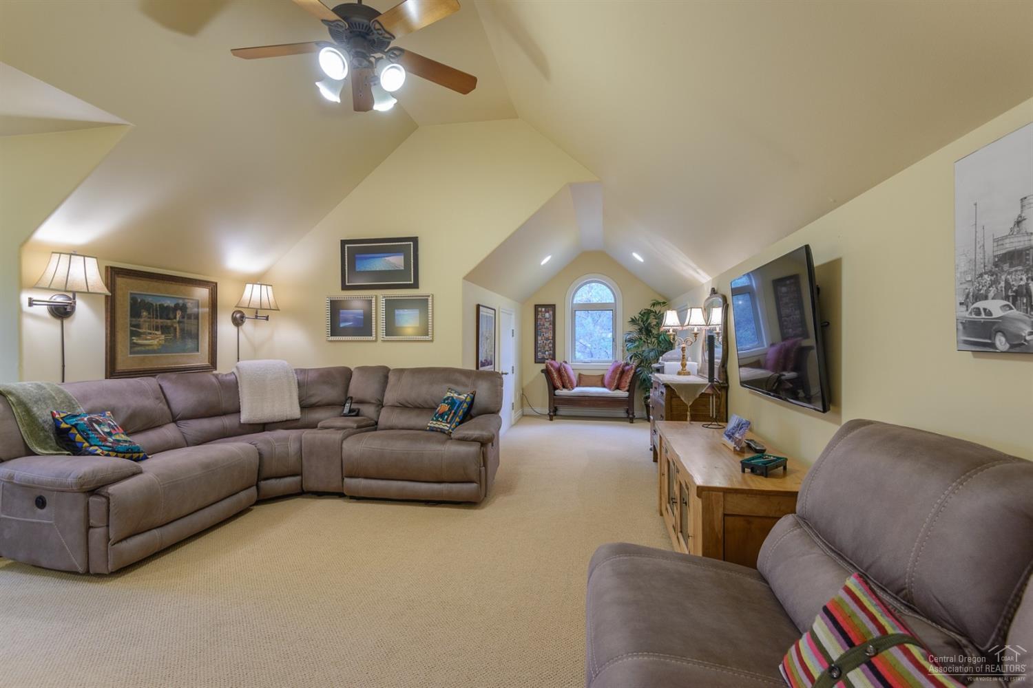 Awbrey Glen - Residential