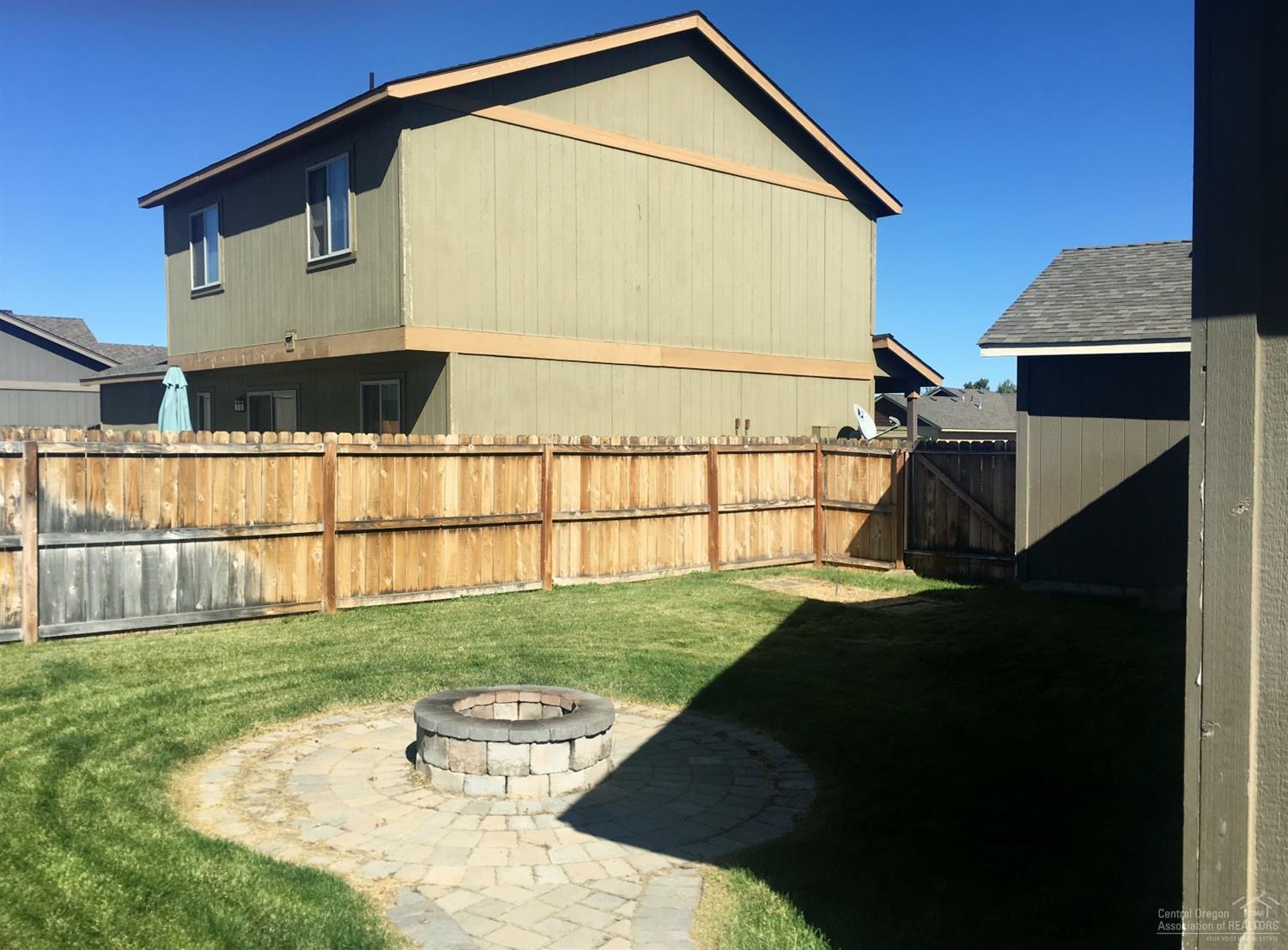 Julina Park - Residential