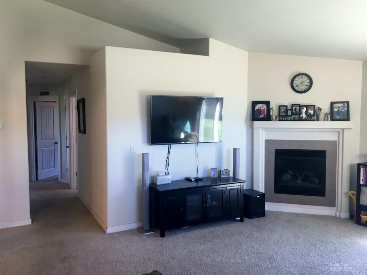 Julina Park - Residential