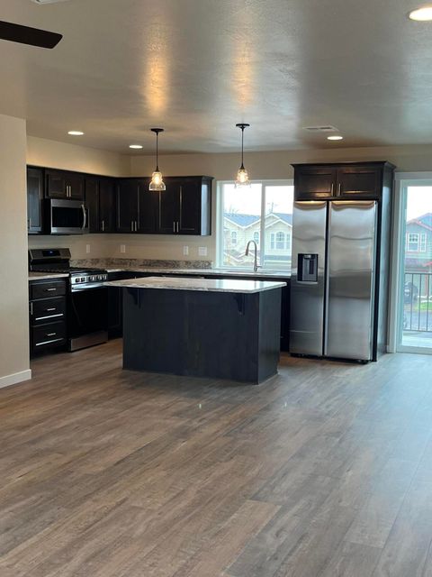 Tiny photo for 7859 28th Street, White City, OR 97503 (MLS # 220214831)