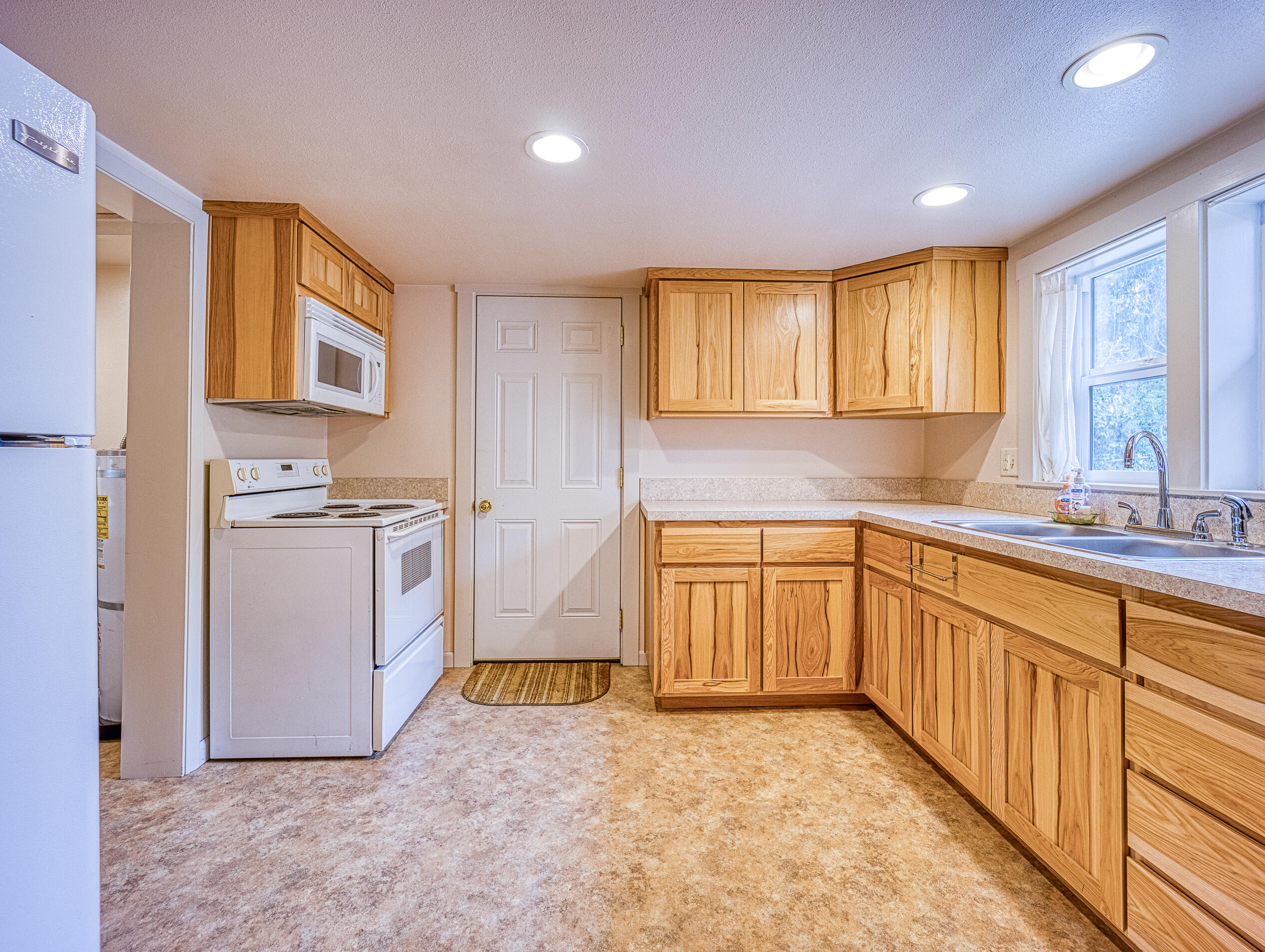 Lewis Tracts - Residential