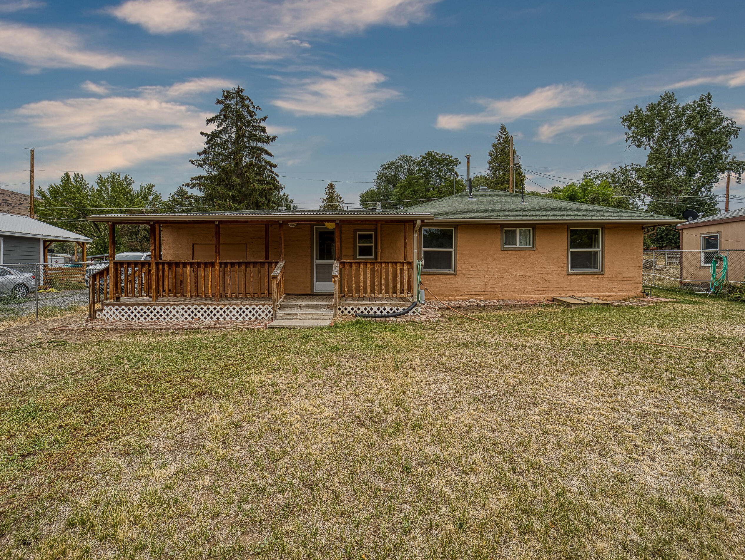 Lewis Tracts - Residential