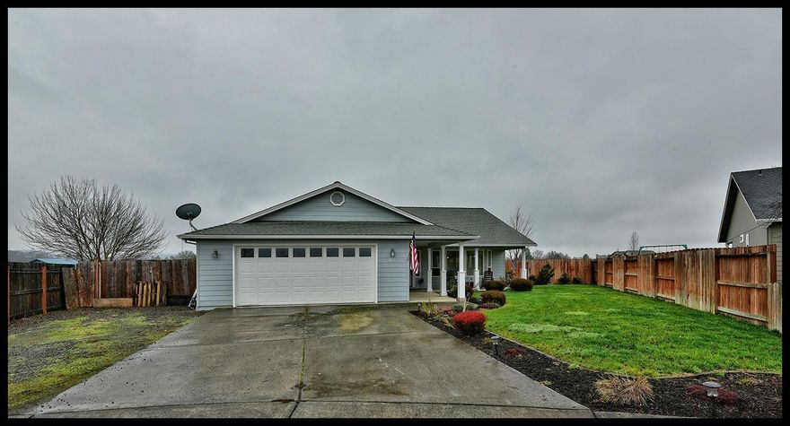 Lovely single-level home on large fenced cul-de-sac lot. Classy interior open architecture. Large RV parking.