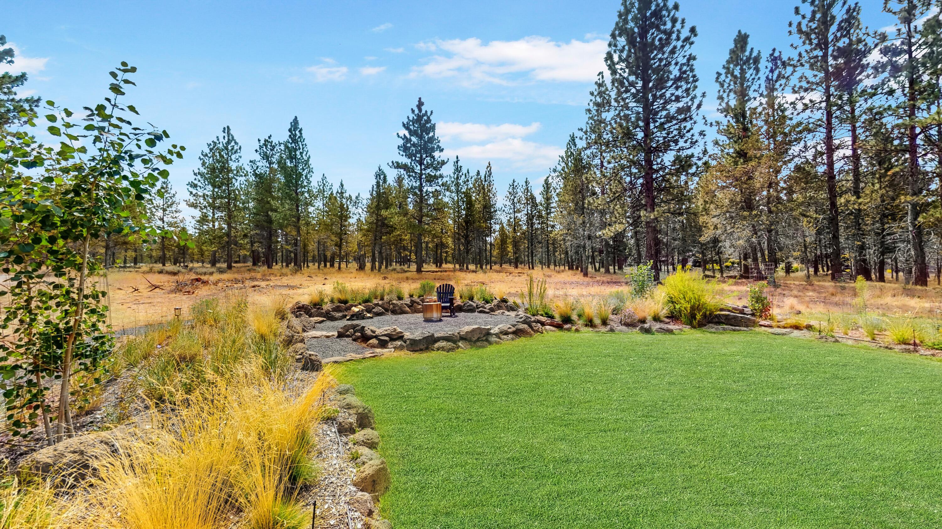 Panoramic View Est - Residential