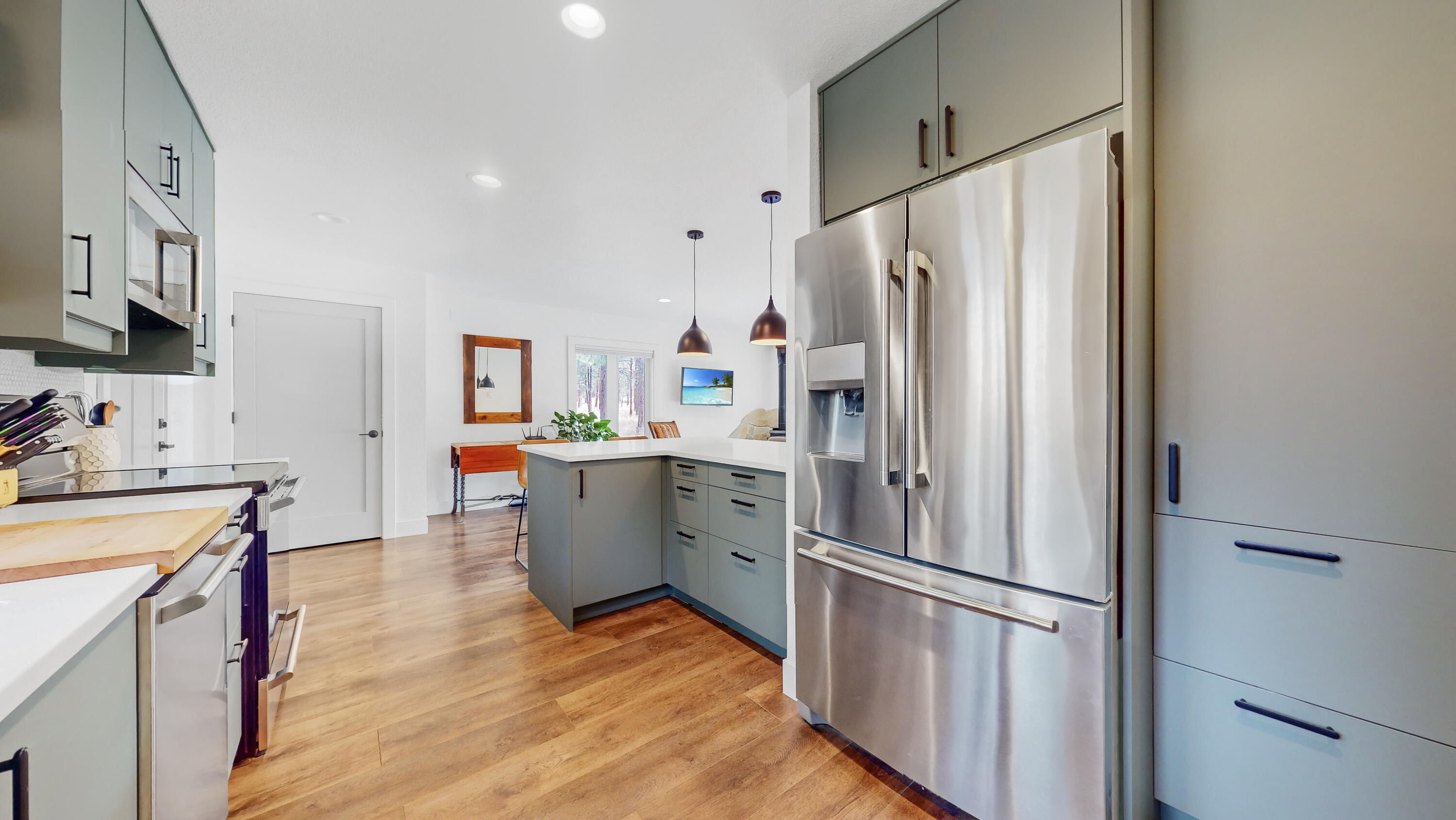 Panoramic View Est - Residential