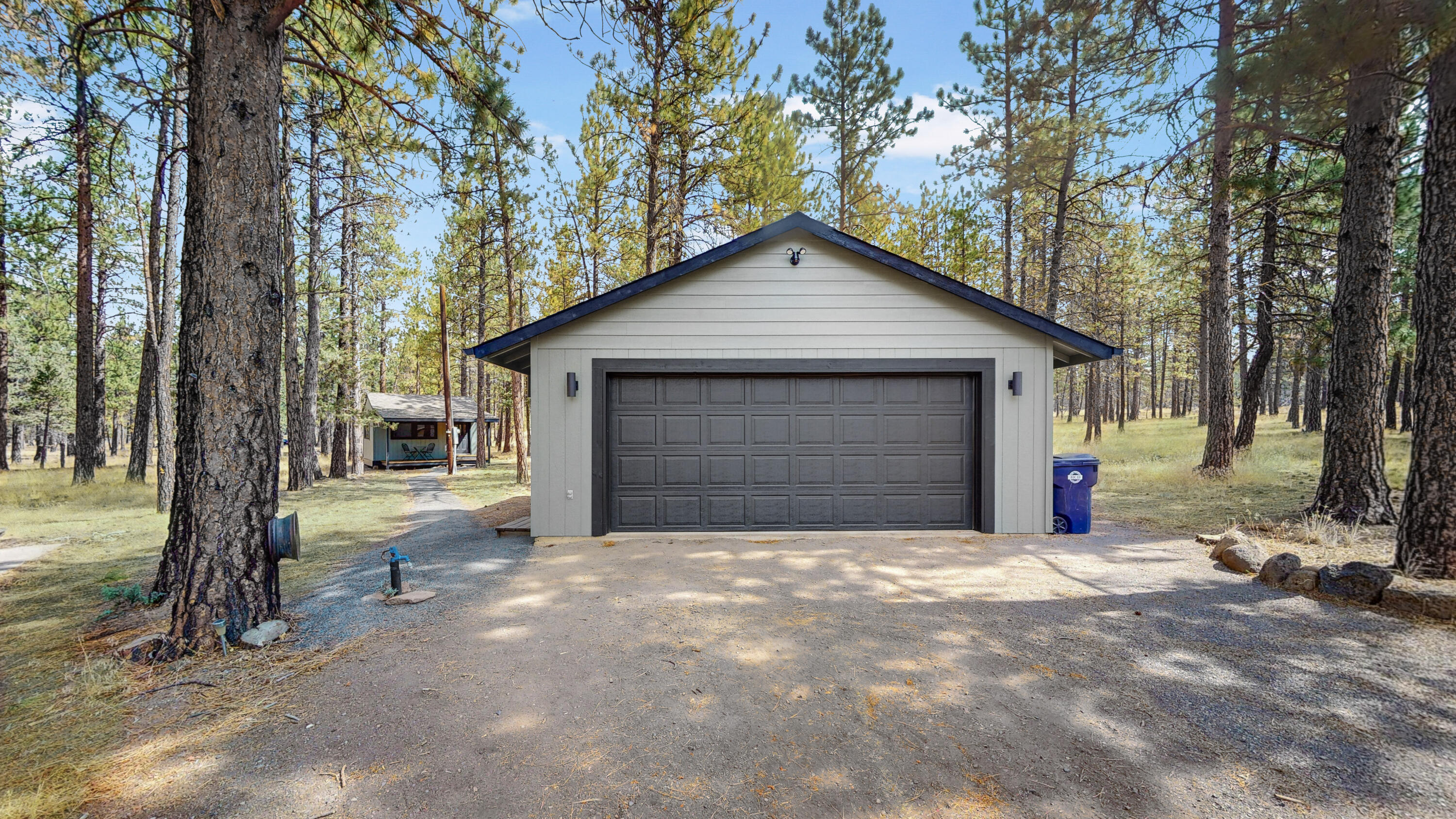 Panoramic View Est - Residential