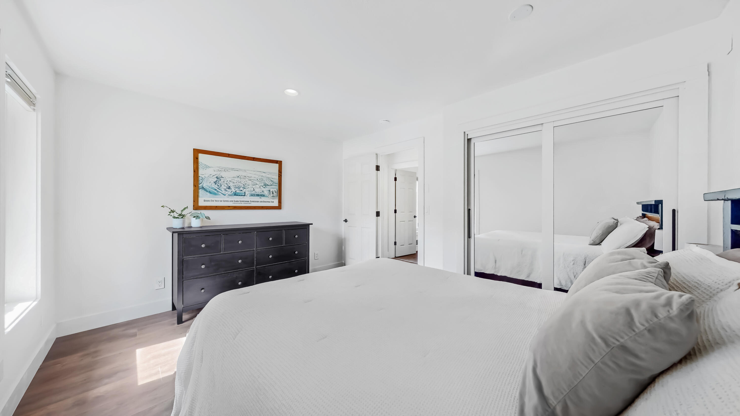 Panoramic View Est - Residential