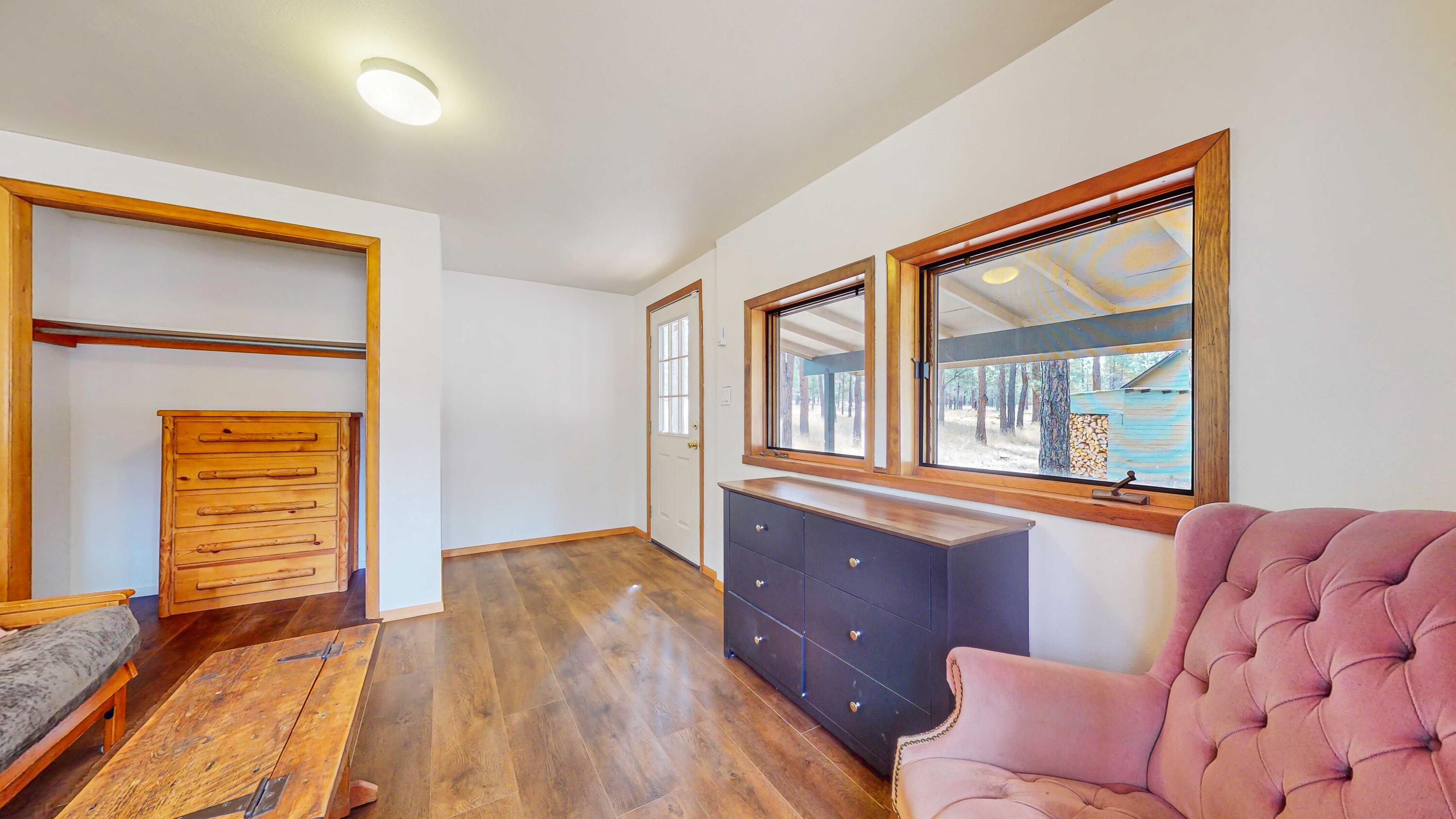 Panoramic View Est - Residential