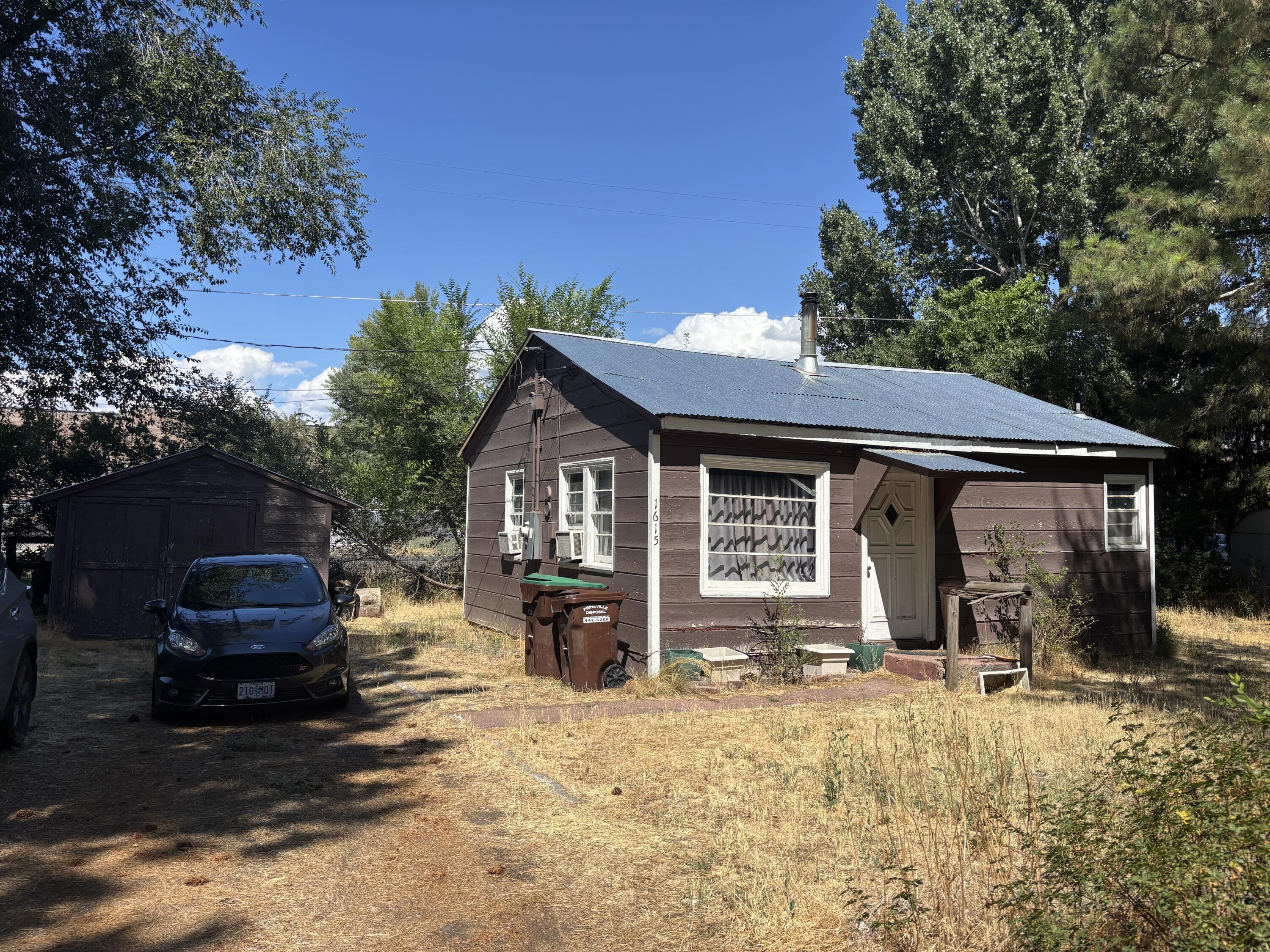 1615 NE Mason Drive