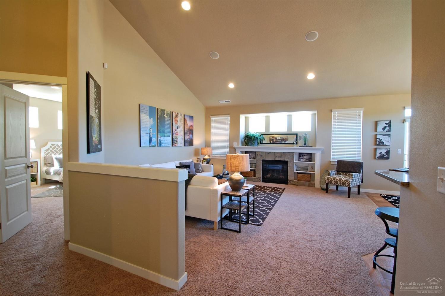Summit Crest - Residential
