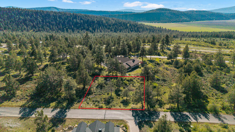 856 Beattys Butte Drive