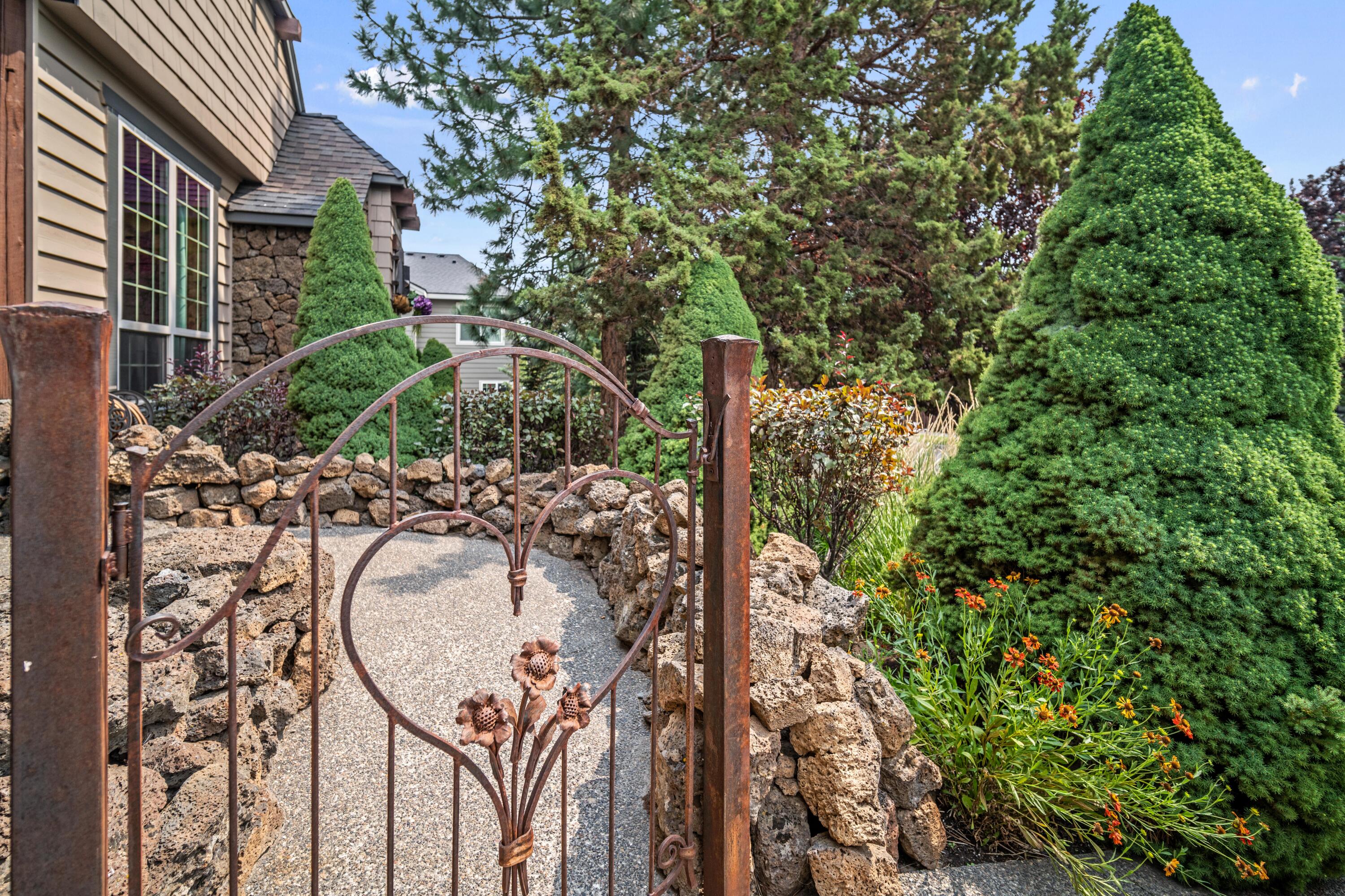 Mtn River Estates - Residential