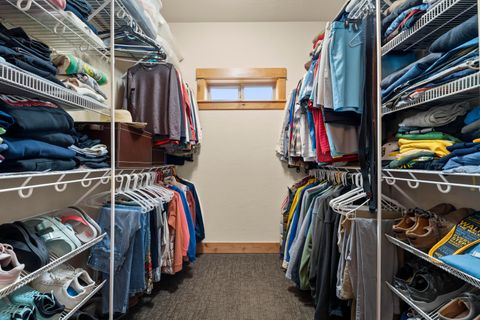 Tiny photo for 179 Highland Meadow Loop, Redmond, OR 97756 (MLS # 220211845)