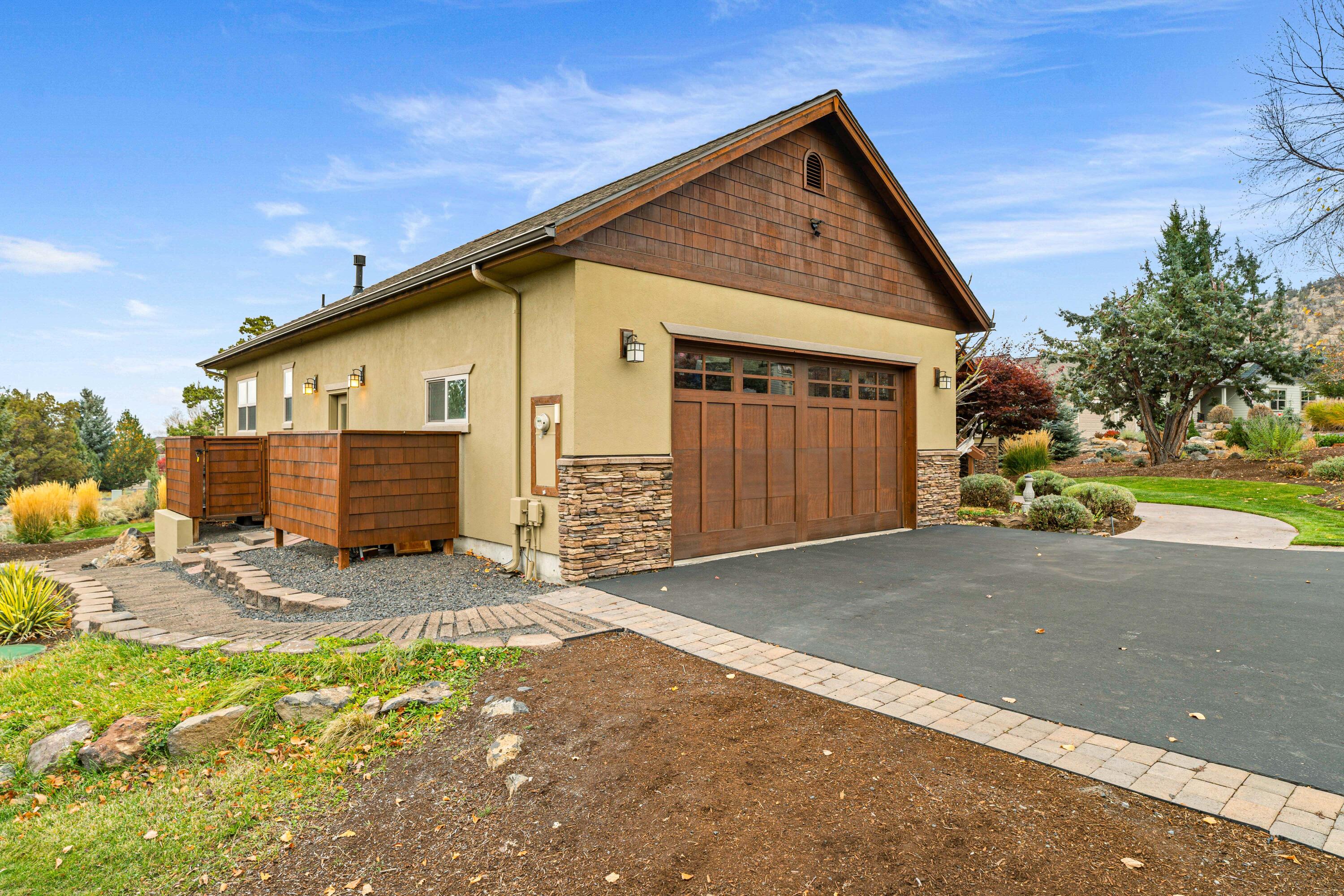 Eagle Crest - Residential