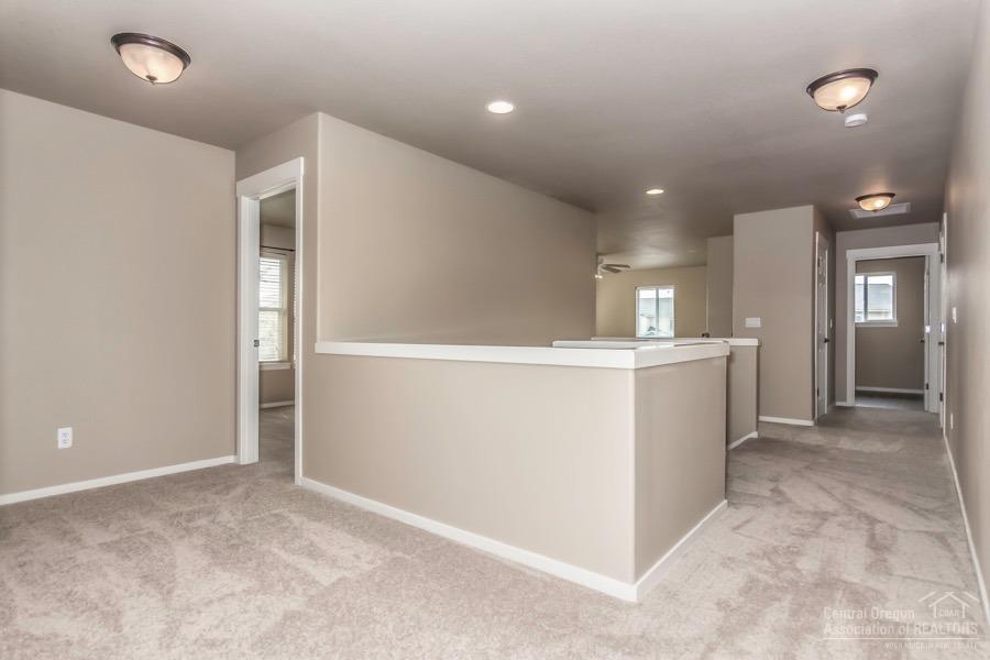 Ni Lah Sha Village - Residential