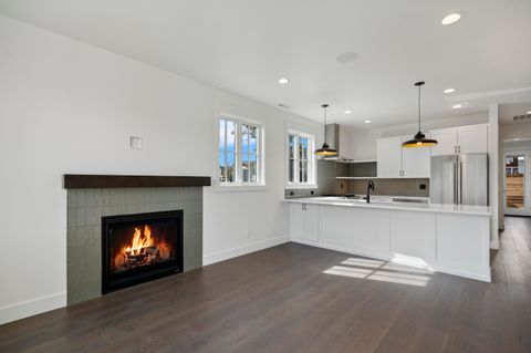 Tiny photo for 19114 Trailhead, Bend, OR 97702 (MLS # 220217291)