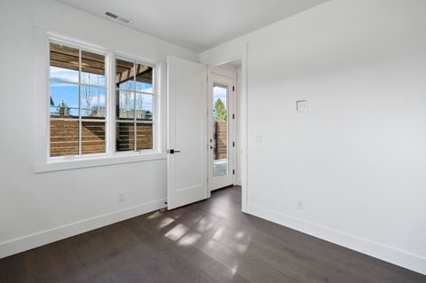 Tiny photo for 19114 Trailhead, Bend, OR 97702 (MLS # 220217291)