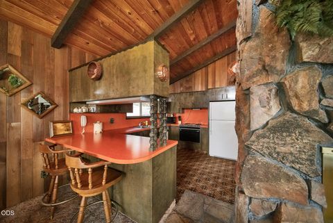 Tiny photo for 12417 SE Vista Loop, Prineville, OR 97754 (MLS # 220225904)