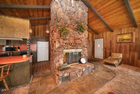 Tiny photo for 12417 SE Vista Loop, Prineville, OR 97754 (MLS # 220225904)