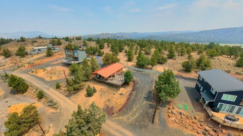 Tiny photo for 12417 SE Vista Loop, Prineville, OR 97754 (MLS # 220225904)