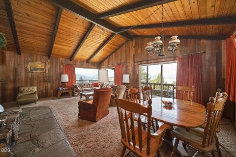 Tiny photo for 12417 SE Vista Loop, Prineville, OR 97754 (MLS # 220225904)