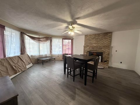 Tiny photo for 2451 Powell Street, Medford, OR 97504 (MLS # 220212807)