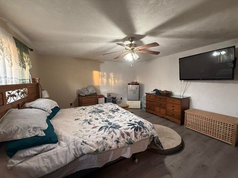 Tiny photo for 2451 Powell Street, Medford, OR 97504 (MLS # 220212807)