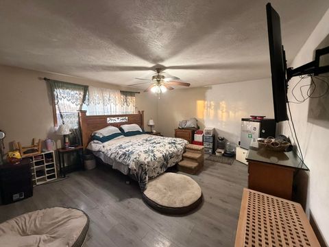 Tiny photo for 2451 Powell Street, Medford, OR 97504 (MLS # 220212807)