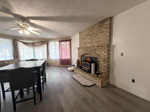 Tiny photo for 2451 Powell Street, Medford, OR 97504 (MLS # 220212807)