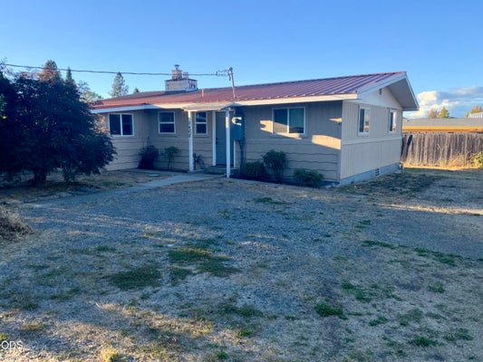 2460 WOLF LN, GRANTS PASS, OR 97527 - Image 0b2a2feeb984997cdd9ef3cd79a6d18a/1353758442