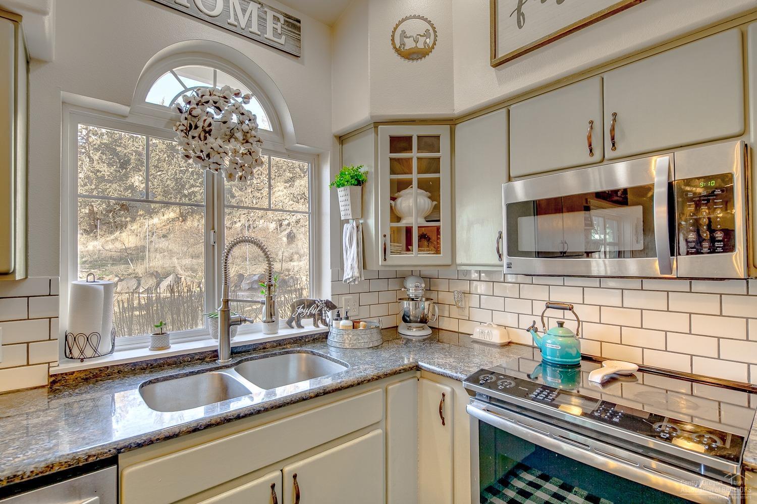 Harris Estate - Residential