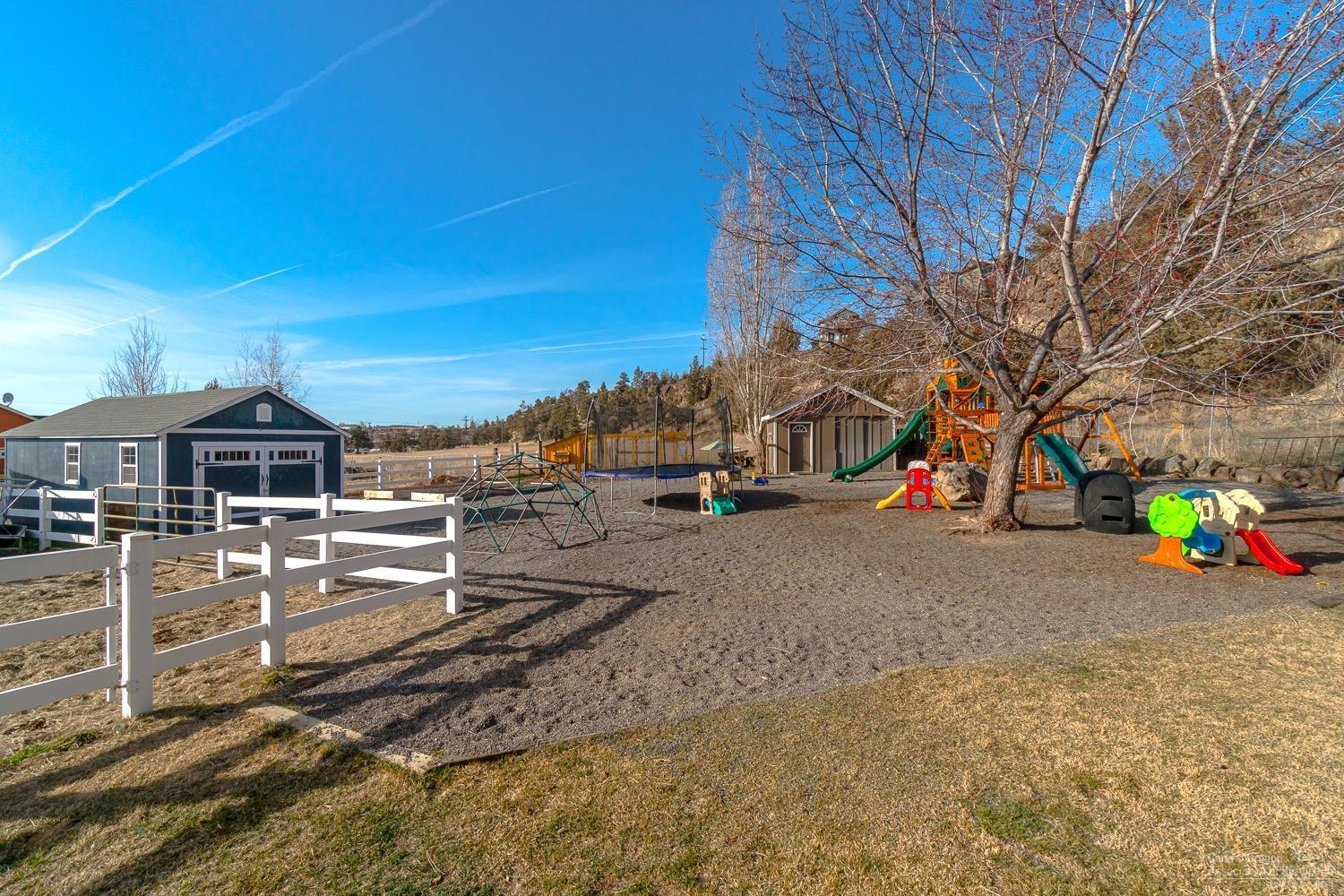 Harris Estate - Residential