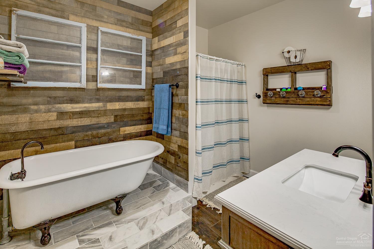 Harris Estate - Residential