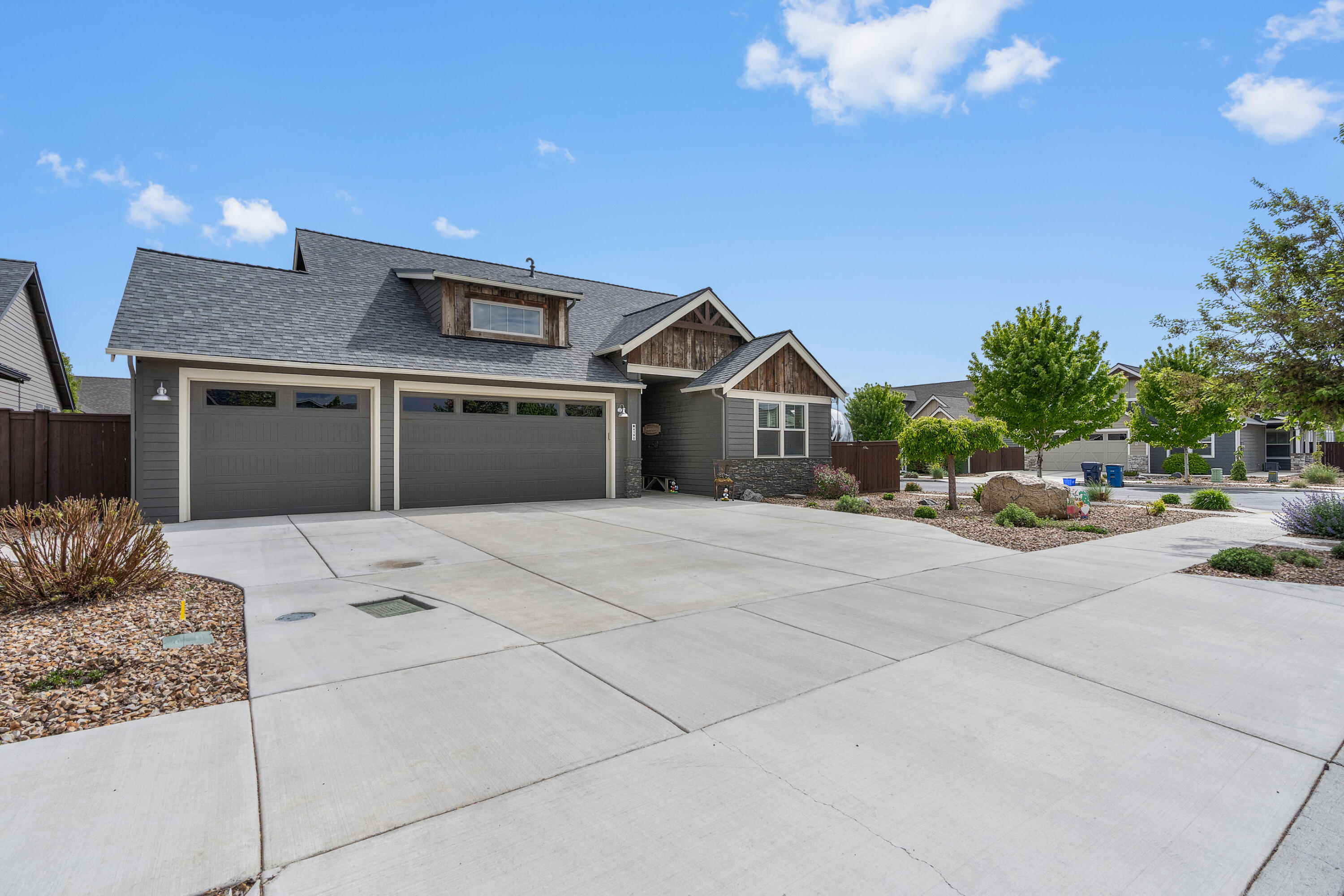 4190 SW Badger Court 85