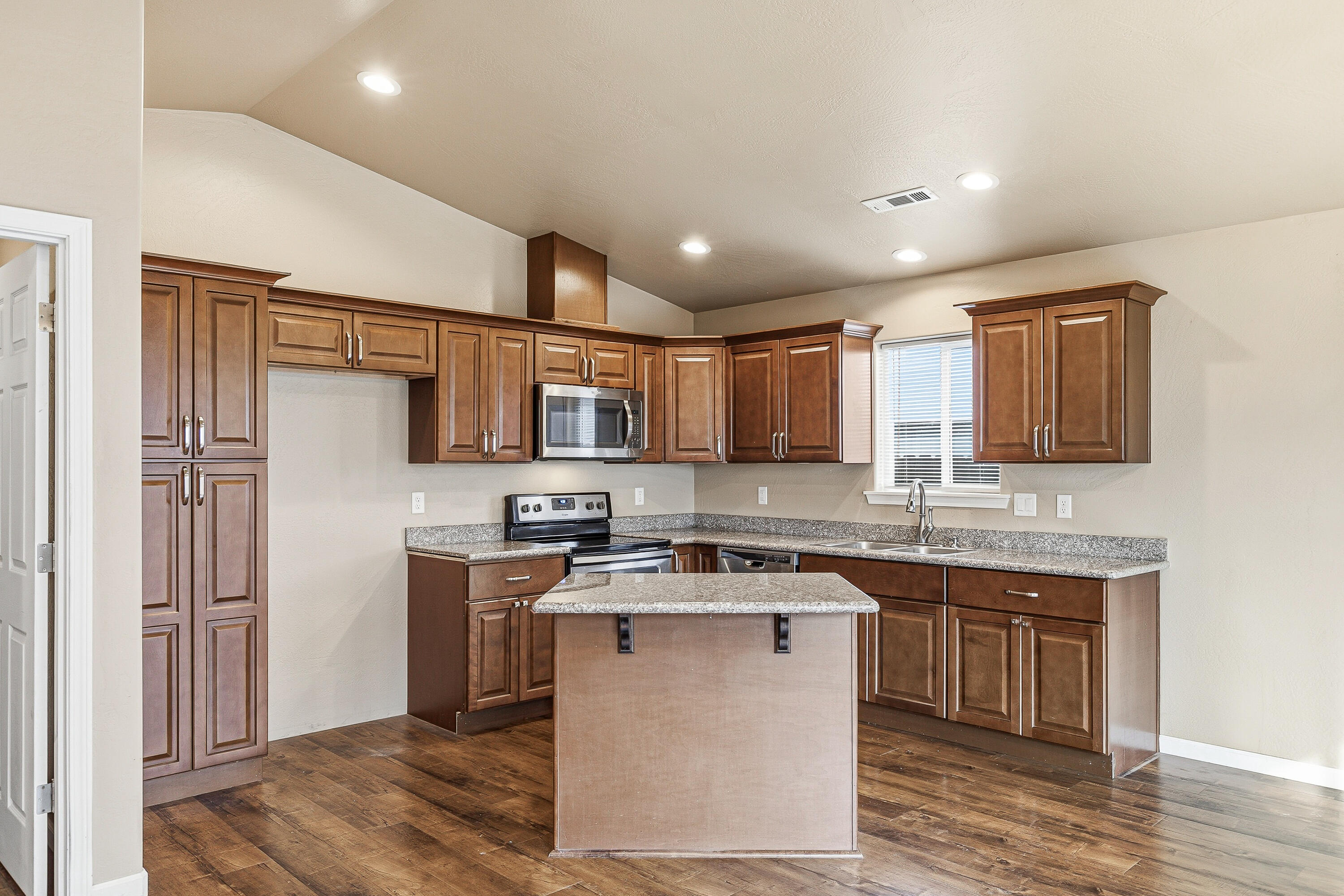 Bradley Court Phase 1 - Residential