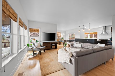 Tiny photo for 3039 NW Craftsman Drive, Bend, OR 97703 (MLS # 220217399)