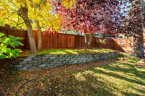Tiny photo for 3039 NW Craftsman Drive, Bend, OR 97703 (MLS # 220217399)