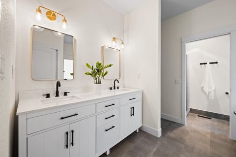 Tiny photo for 3039 NW Craftsman Drive, Bend, OR 97703 (MLS # 220217399)