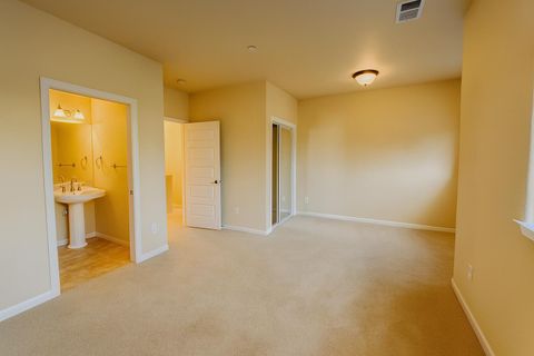 Tiny photo for 1711 Softwood Way, Grants Pass, OR 97526 (MLS # 220212447)